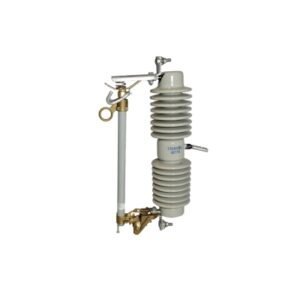 Seccionador Cut Out de porcelana 38kV 100A 170kV BIL 10kA  NEMA B