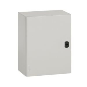 Tablero p/adosar metálico 700x500x250mm con puerta c/plancha de montaje