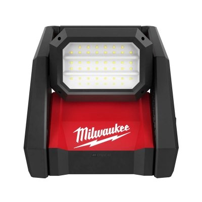 Reflector LED portátil 1200 a 4000 lúmenes, modelo M18